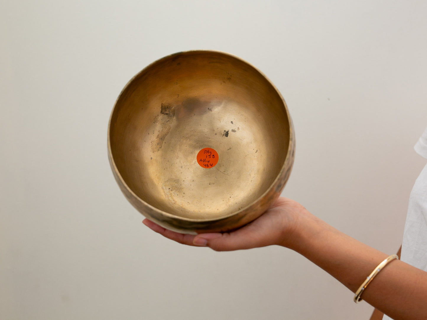 Tara Singing Bowl - Base Note D#3 (158 Hz)