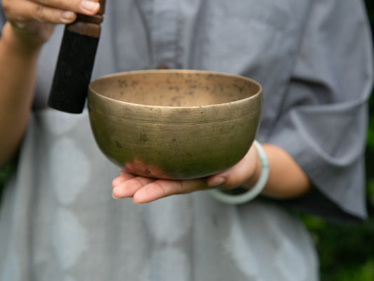 Small Old 'Tara' Singing Bowl - Base Note A3 (223 Hz)