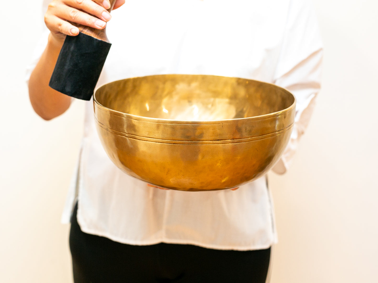 Deep Sounding Contemporary Bowl - D#2 78 Hz
