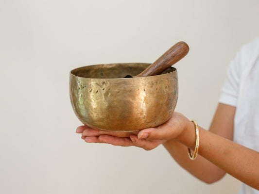 Tara Singing Bowl - Base Note G3 (192 Hz)