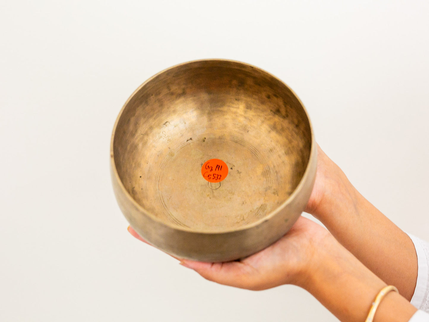 Remuna Singing Bowl - Base note G3 (191 Hz)