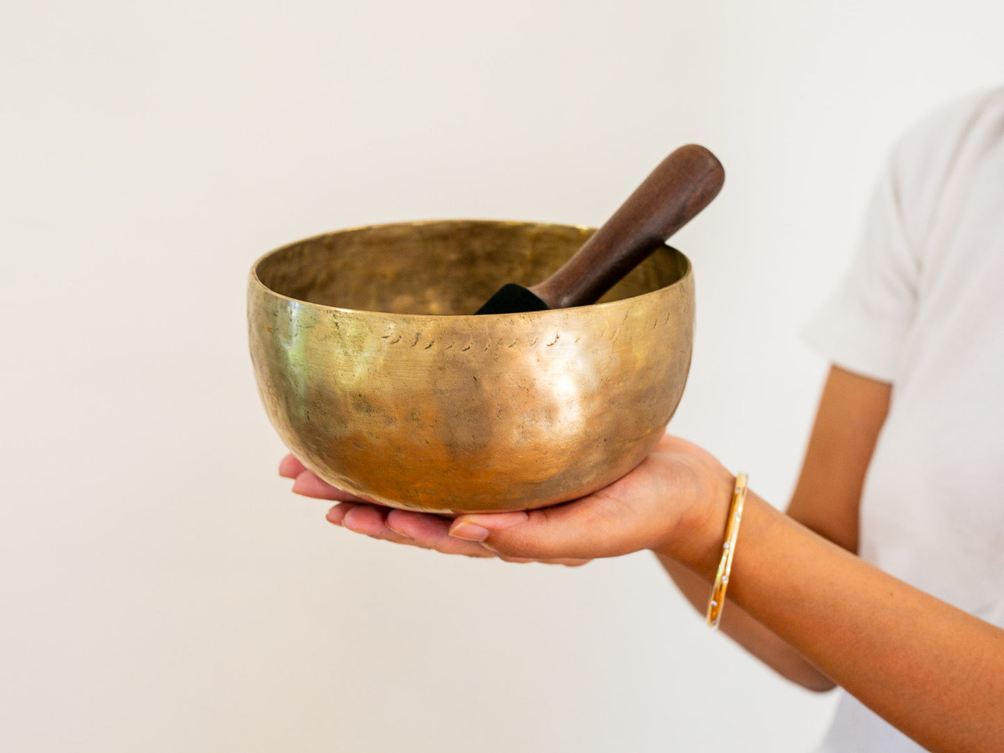 Tara Singing Bowl - Base Note G#3 (207 Hz)