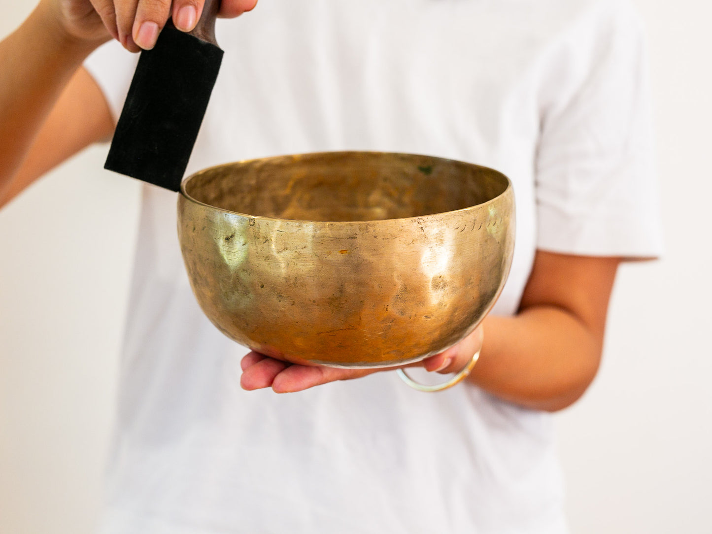 Tara Singing Bowl - Base Note G#3 (207 Hz)