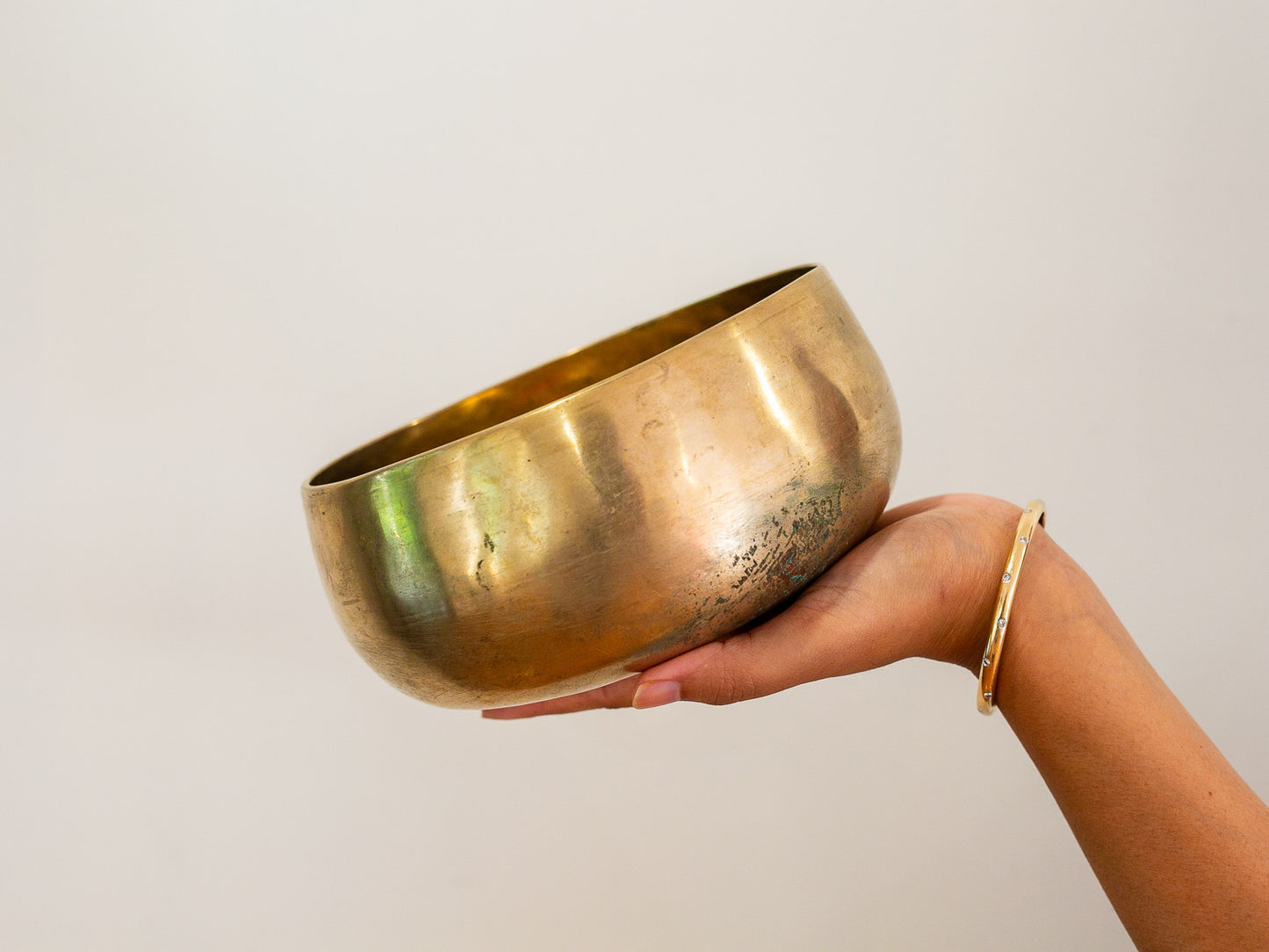 Remuna Singing Bowl - Base note G3 (194 Hz)