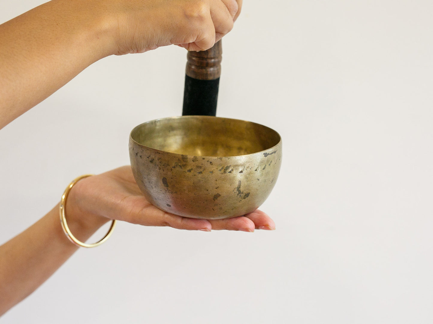 Small Tara Singing Bowl - Base Note D#4 (310 Hz)