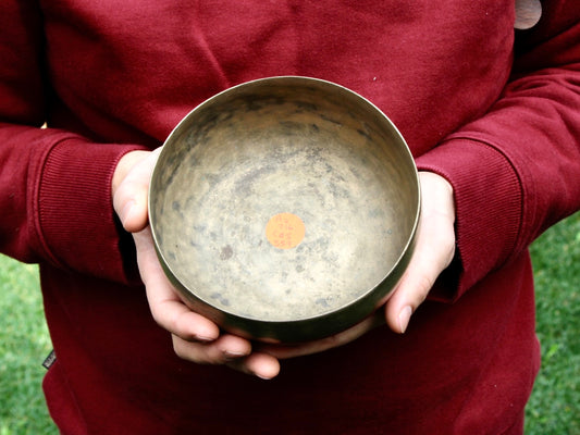 Old 'Tara' Singing Bowl - Base Note A3 (216 Hz)
