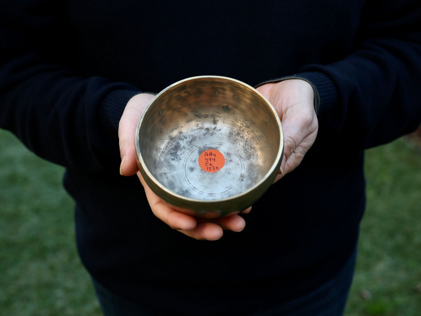 Small Old 'Tara' Singing Bowl - Base Note A#4 (474 Hz)