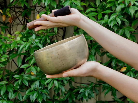 Old 'Tara' Singing Bowl - Base Note A3 (215 Hz)
