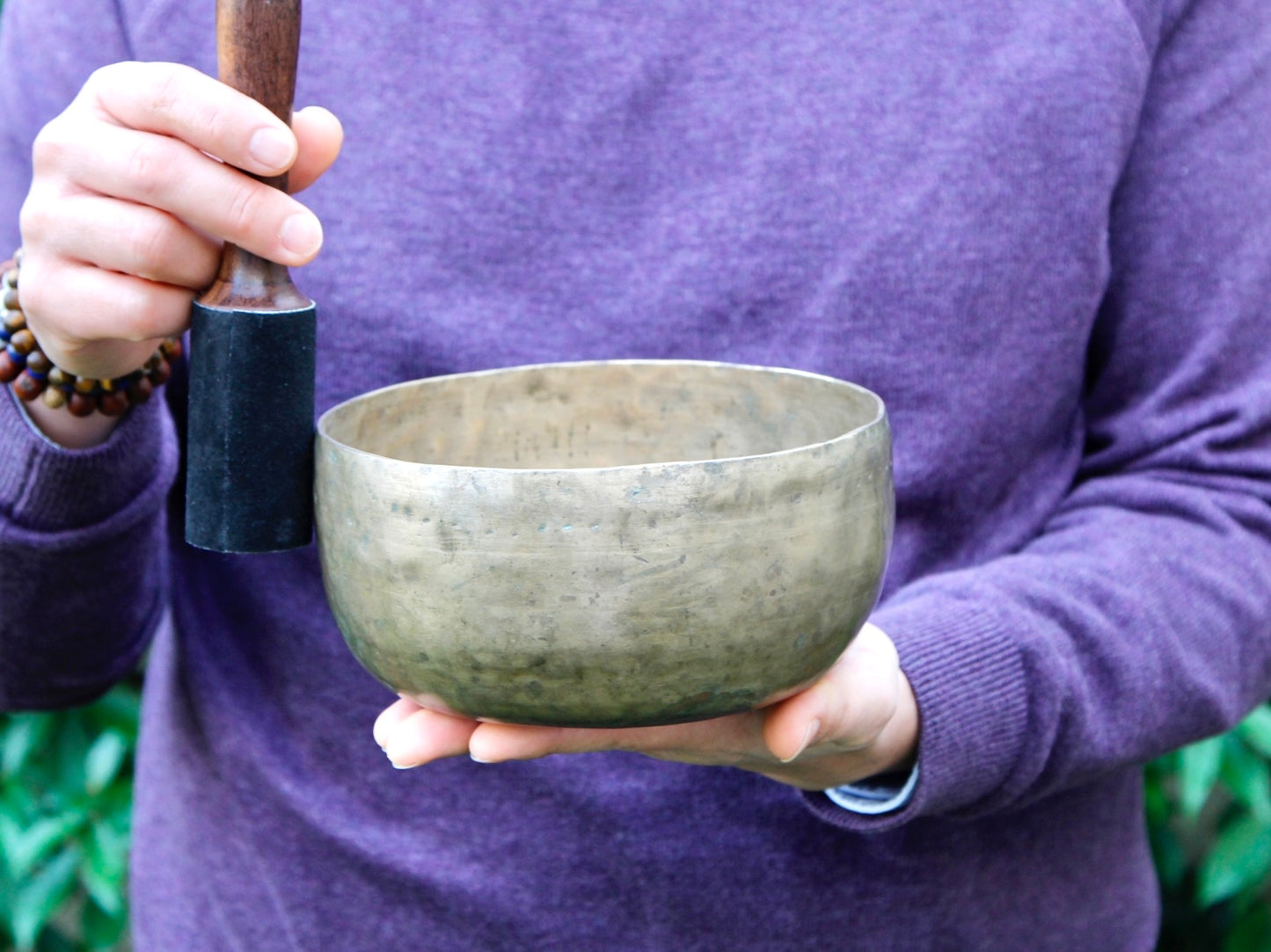 Old 'Tara' Singing Bowl - Base Note E3 (164 Hz)