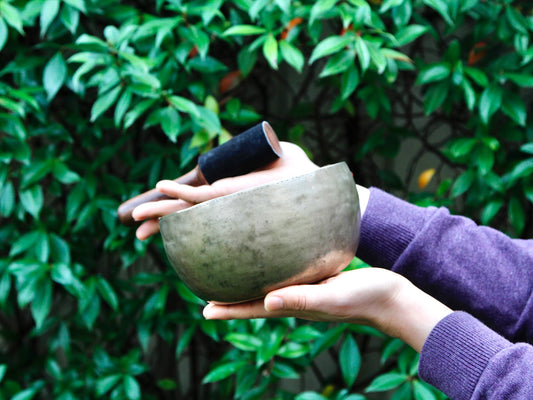 Old 'Tara' Singing Bowl - Base Note F#3 (180 Hz)