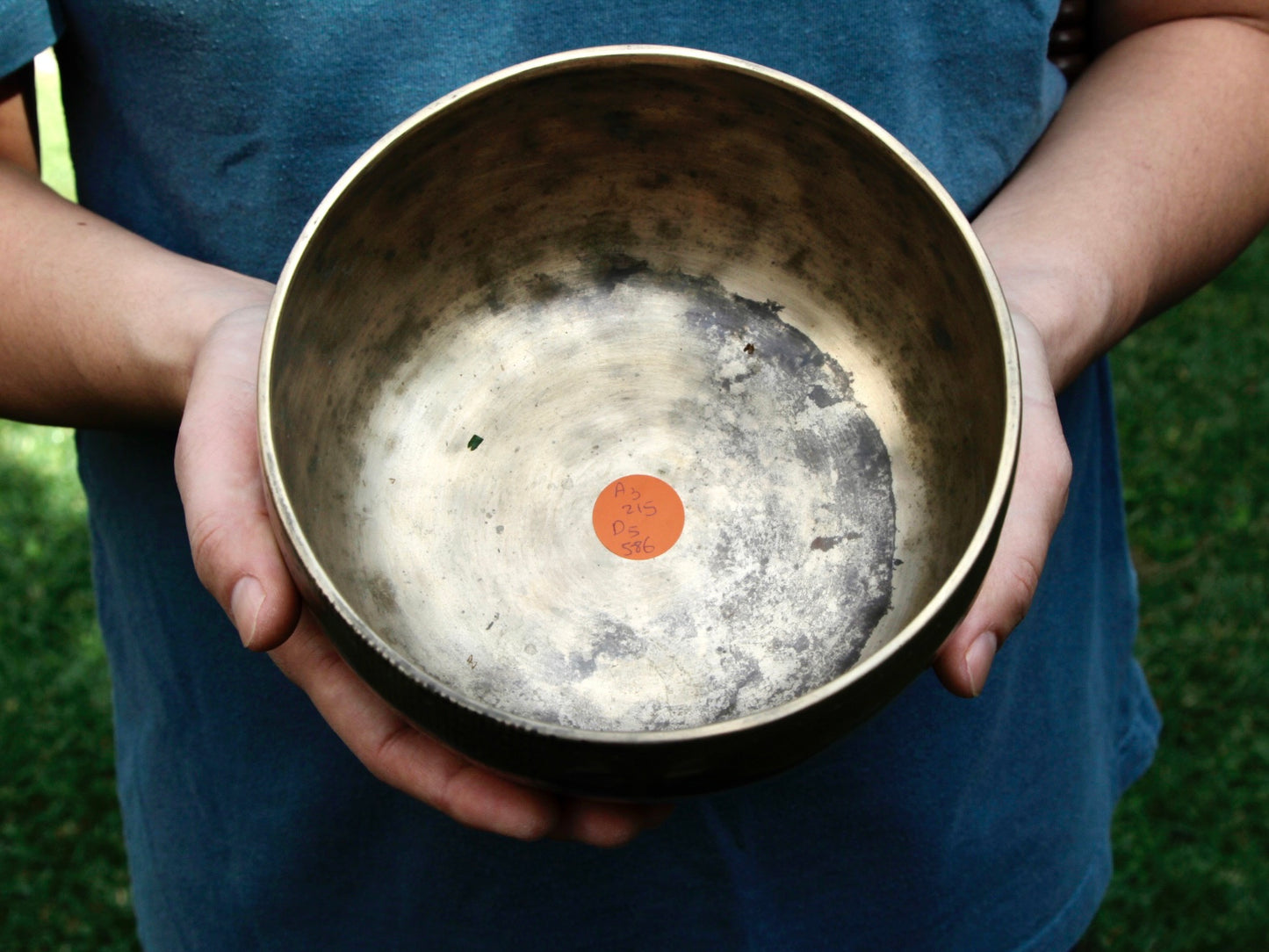 Old 'Tara' Singing Bowl - Base Note A3 (215 Hz)