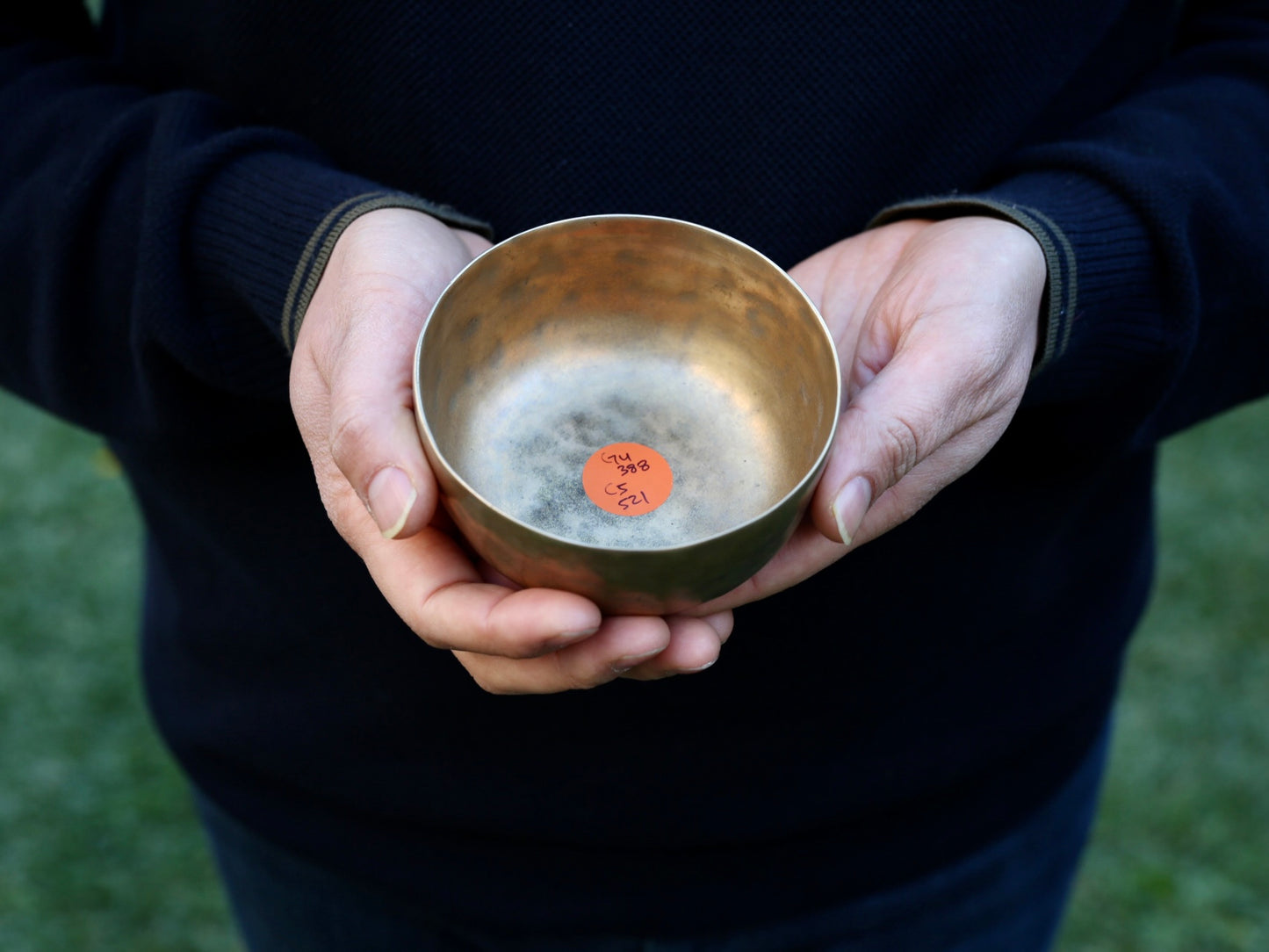 Small Old 'Tara' Singing Bowl - Base Note G4 (388 Hz)