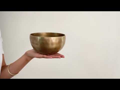 Small Hand Hammered Singing Bowl - Base note F4 (340)