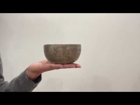 Small Tara Singing Bowl - Base Note G4 (392)