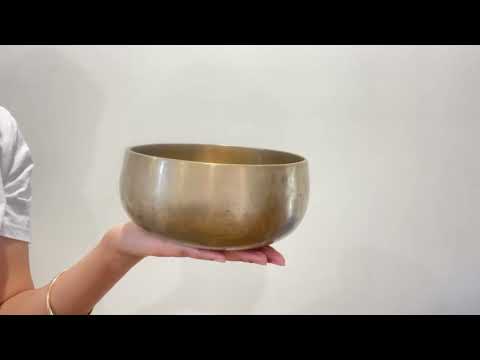 Remuna Singing Bowl - A3 (223 Hz)