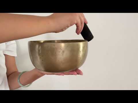Tara Singing Bowl - Base Note F#3 (186 Hz)