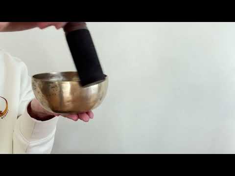 Small Tara Singing Bowl - Base Note F4 (352 Hz)