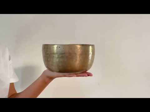 Tara Singing Bowl - Base Note G3 (201 Hz)