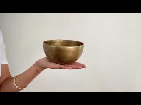 Small Hand Hammered Singing Bowl - Base note F#4 (370 Hz)