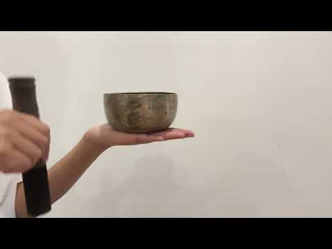 Small Tara Singing Bowl - Base Note F4 (356 Hz)
