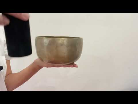 Tara Singing Bowl - Base Note A3 (214 Hz)
