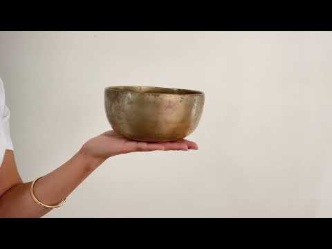 Tara Singing Bowl - Base Note E4 (332 Hz)