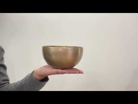 Small Hand Hammered Singing Bowl - Base note F#4 (370)