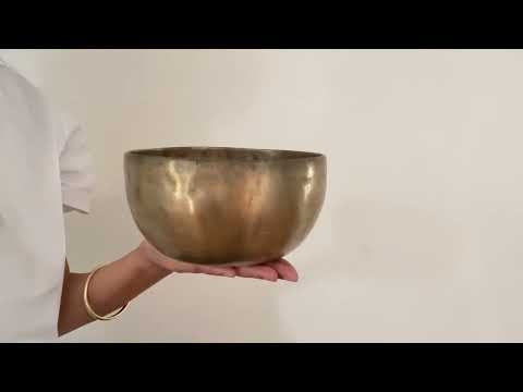 Tara Singing Bowl - Base Note G3 (191 Hz)