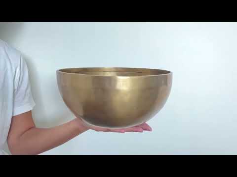 Contemporary Flow Singing Bowl - Base Note A#2 118 Hz