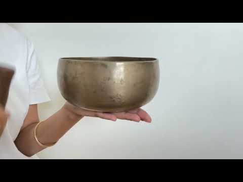 Remuna Singing Bowl - G#3 (210 Hz)