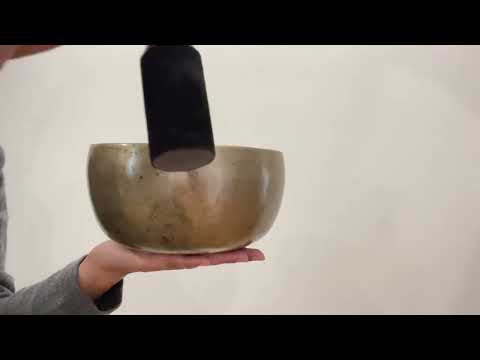 Tara Singing Bowl - Base Note F3 (175 Hz)