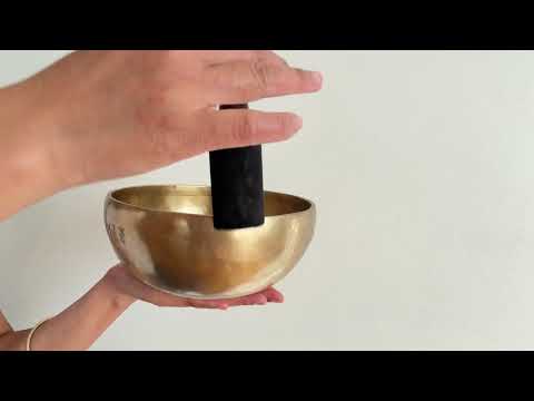 Hand Hammered Moon Singing Bowl - Base Note A2 112 Hz