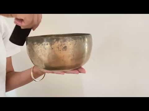 Tara Singing Bowl - Base Note G#3 (203 Hz)