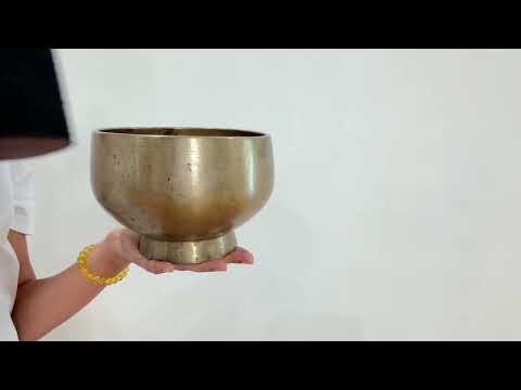 Pedestal Singing Bowl - Base Note C#4 280 Hz