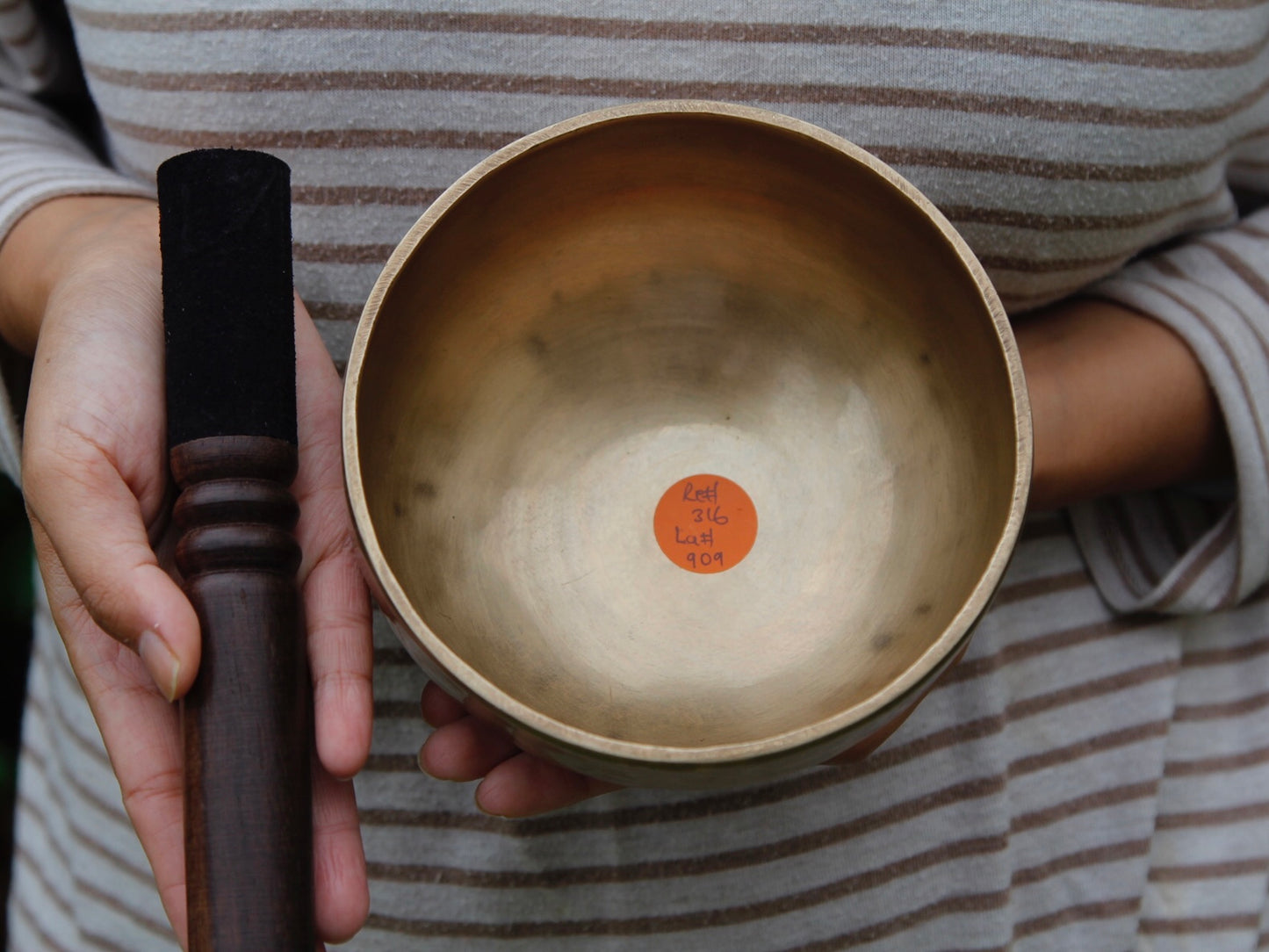 Small Contemporary Flow Singing Bowl - Base note D# (316) Hz