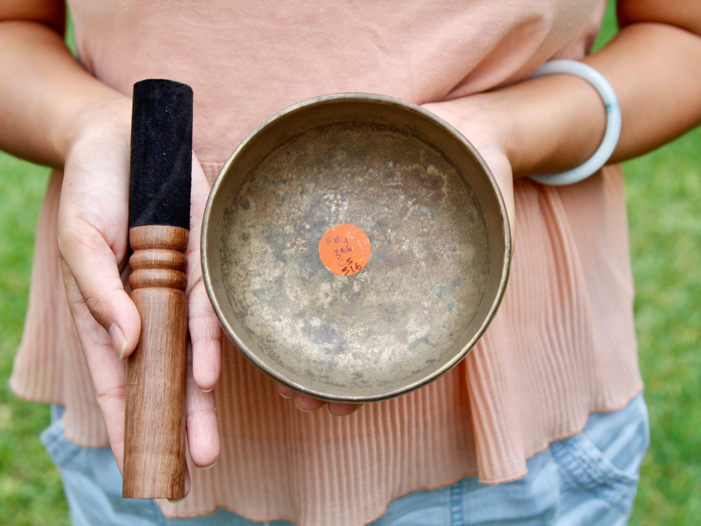 Small Old 'Tara' Singing Bowl - Base Note F#4 (366 Hz)