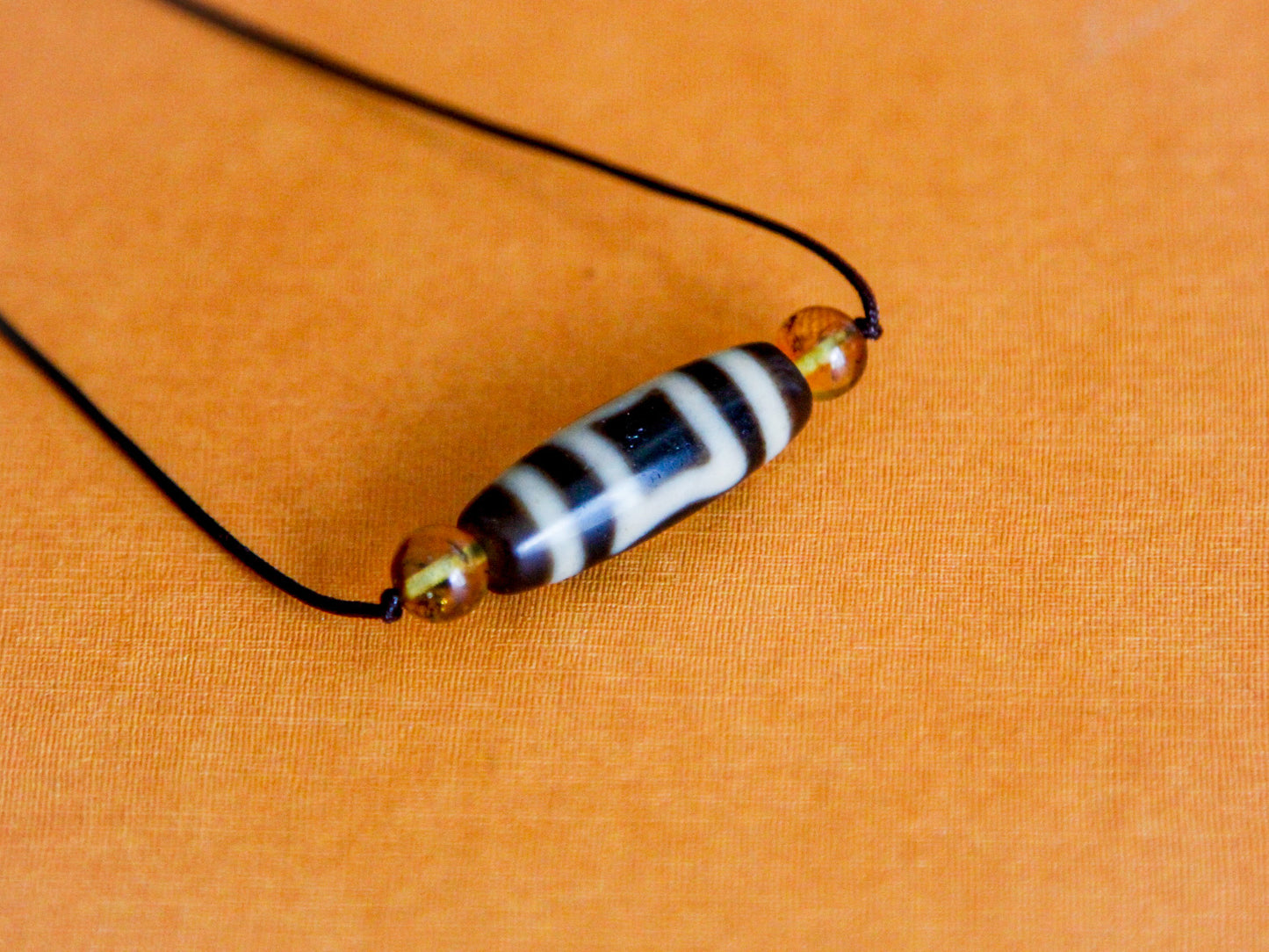 Heaven Earth Door Dzi Bead