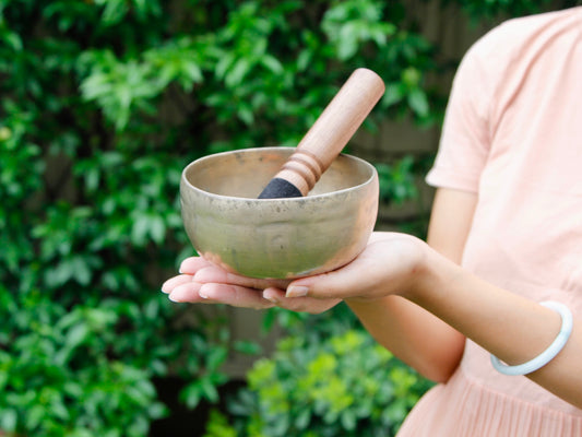 Small Old 'Tara' Singing Bowl - Base Note F#4 (366 Hz)