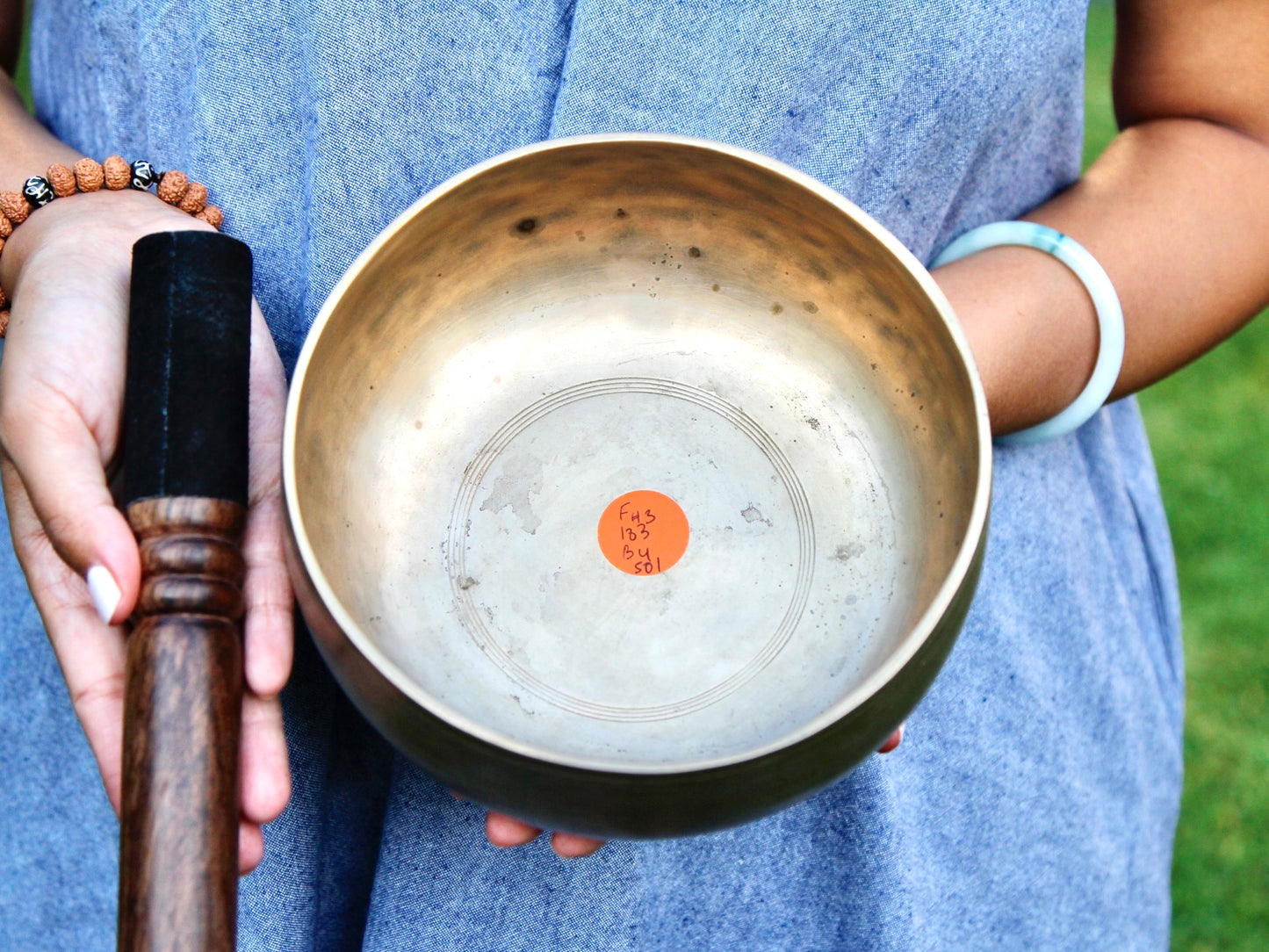 Remuna Singing Bowl - Base note F#3 (183 Hz)