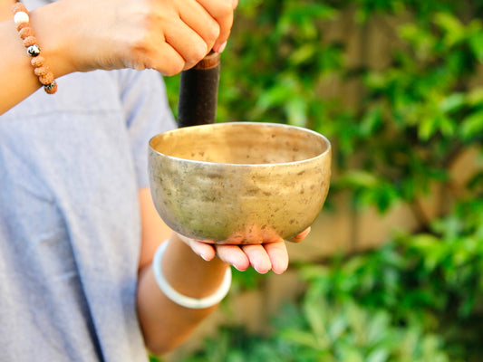 Small Old 'Tara' Singing Bowl - Base Note D#4 (310 Hz)