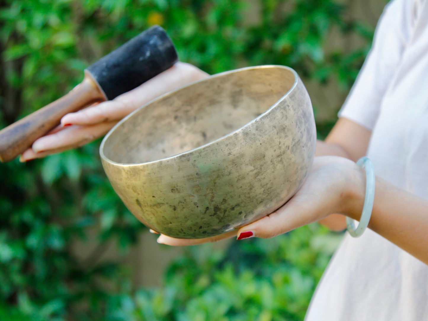 Old 'Tara' Singing Bowl - Base Note B3 (240 Hz)