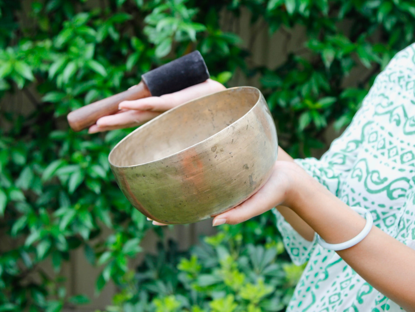 Old 'Tara' Singing Bowl - Base Note D#3 (156 Hz)