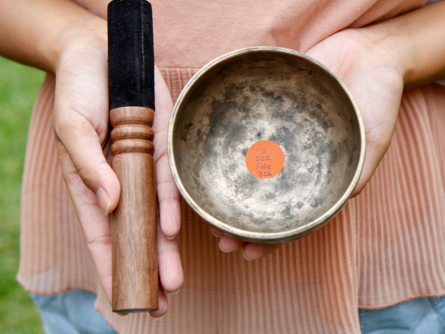 Small Old 'Tara' Singing Bowl - Base Note C5 (522 Hz)