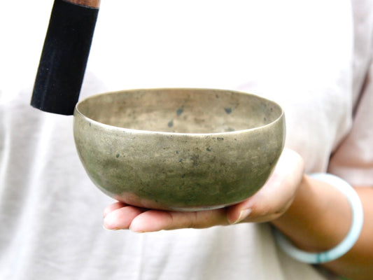 Small Old 'Tara' Singing Bowl - Base Note D#4 (317 Hz)