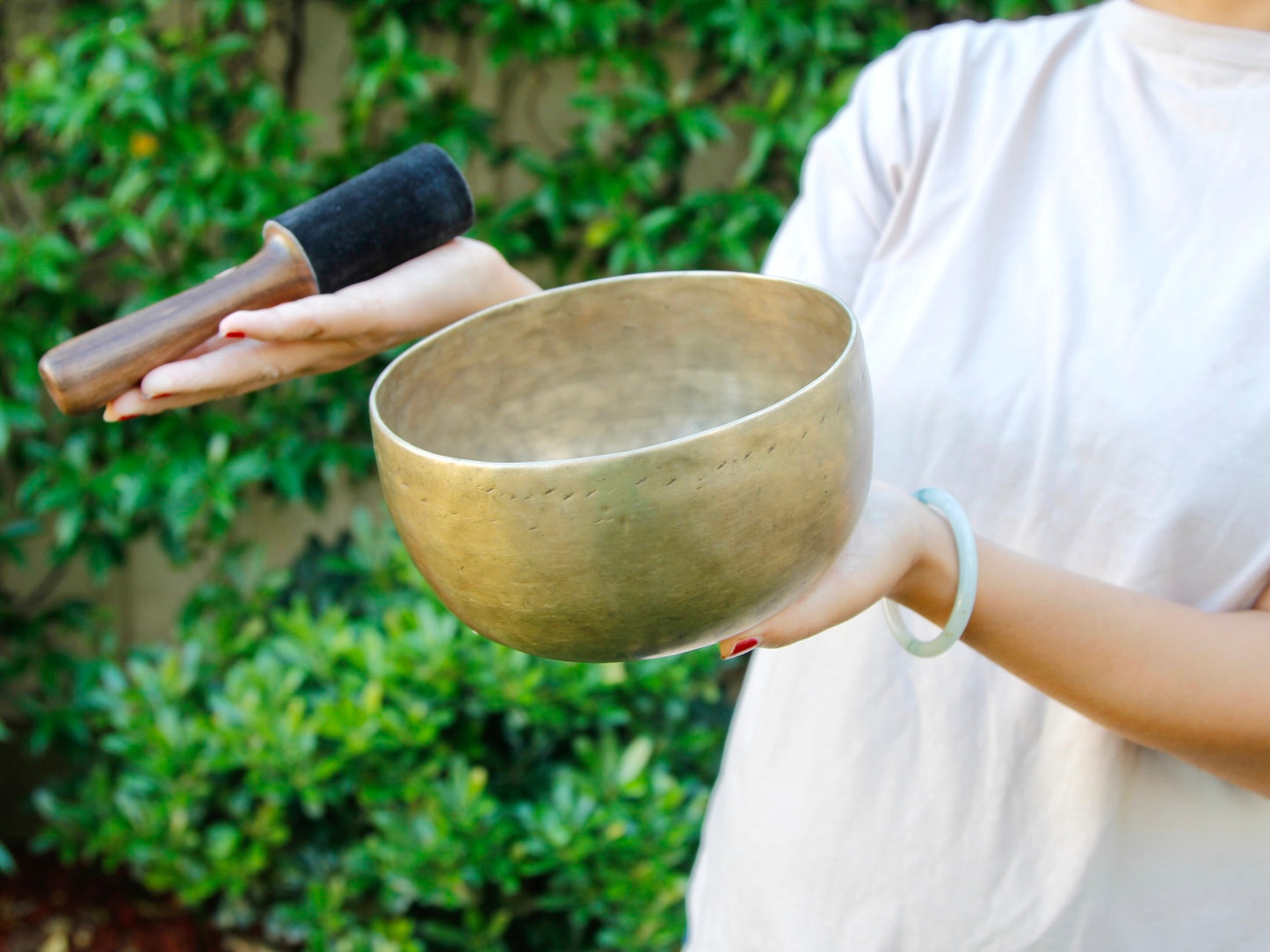 Old 'Tara' Singing Bowl - Base Note F#3 (181 Hz)