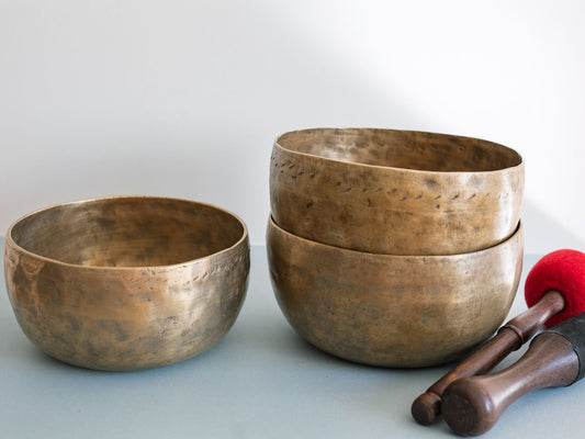 How to Listen to a Singing Bowl Video Before You Buy