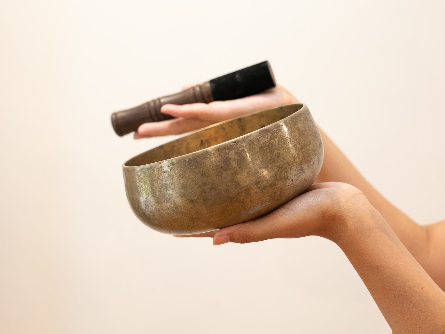 Remuna Singing Bowl - Base note G3 (197 Hz)