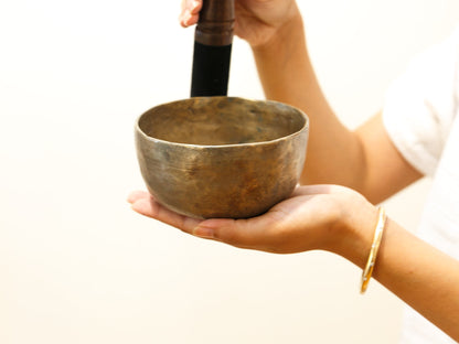 Small Tara Singing Bowl - Base Note G#4 (406 Hz)