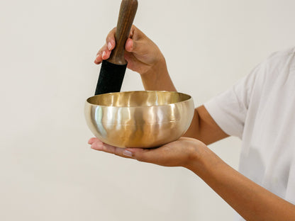 15 cms Easy Play Singing Bowl – B3 243 Hz