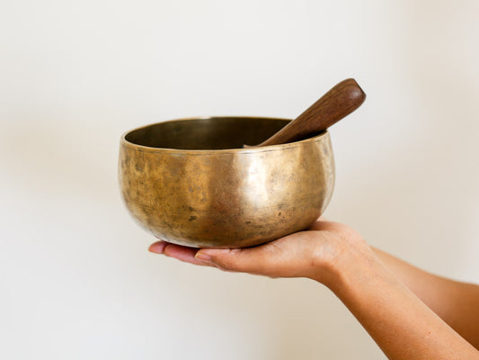 Remuna Singing Bowl - Base note G#3 (212 Hz)